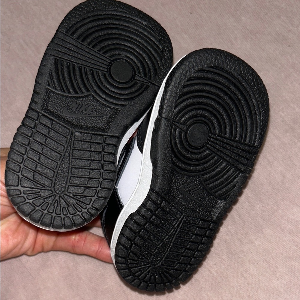 Nike baby panda dunks Black and White 4C - Picture 5 of 5